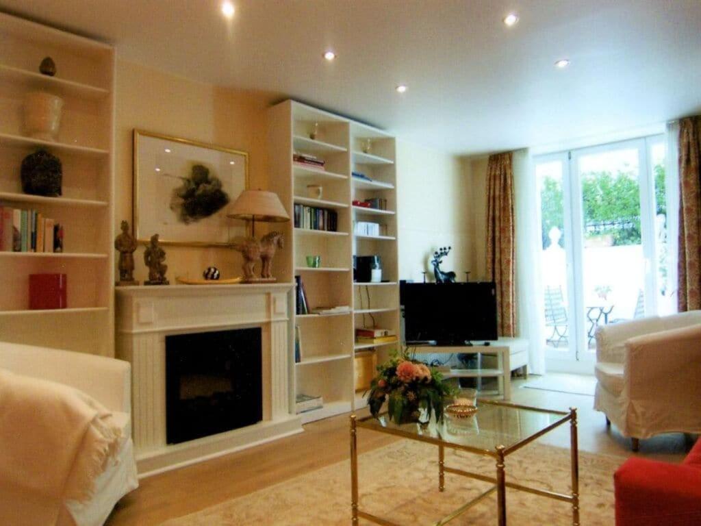 Hamburg-stad-alsterparel Holiday home *